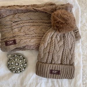 UGG Accessories Ugg Knitted Light Brown Hat And Scarf Set